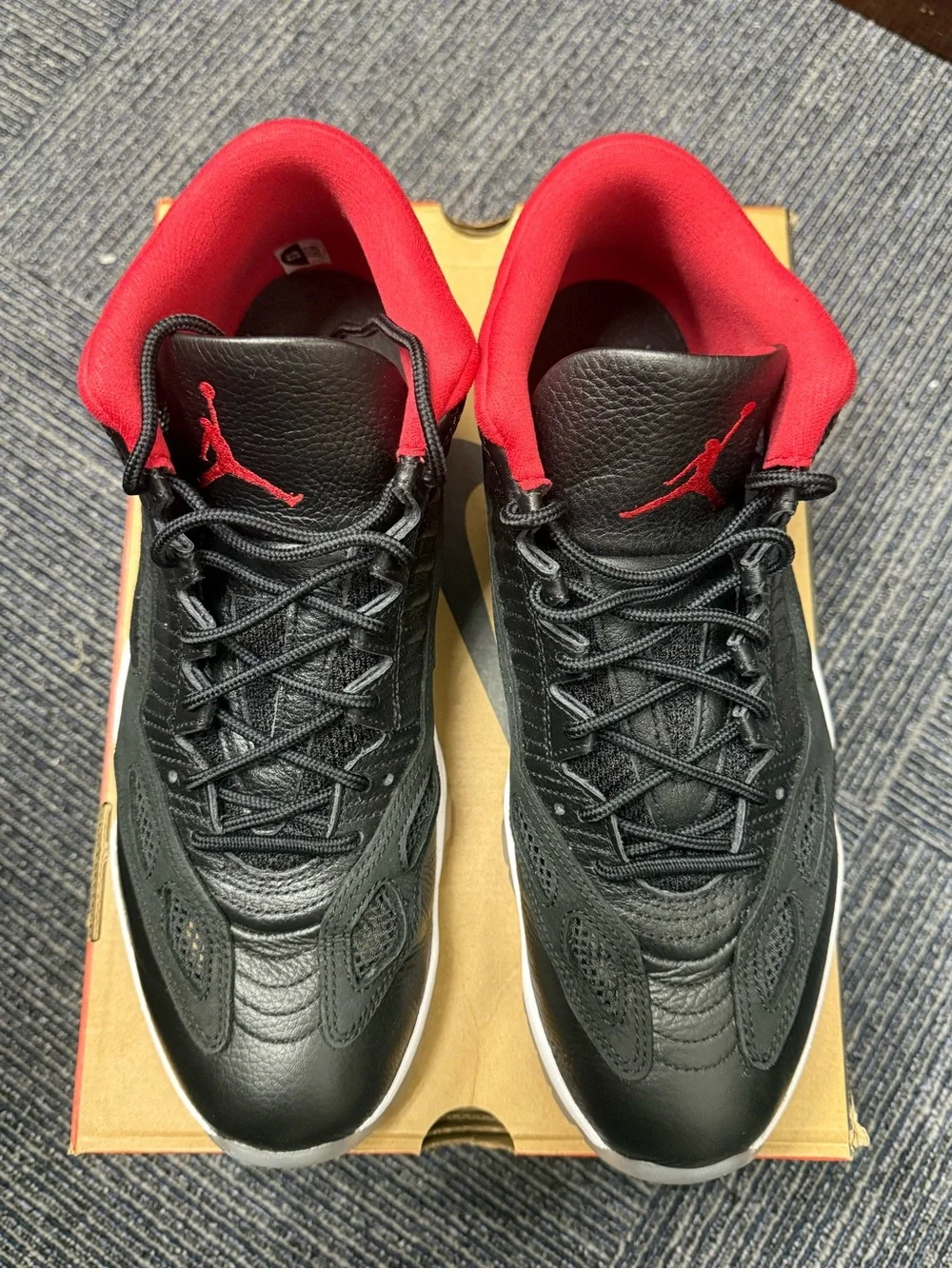 Jordan 11 Retro Low IE Bred- Men’s Low-Top Sneakers - Black/Red/Cream